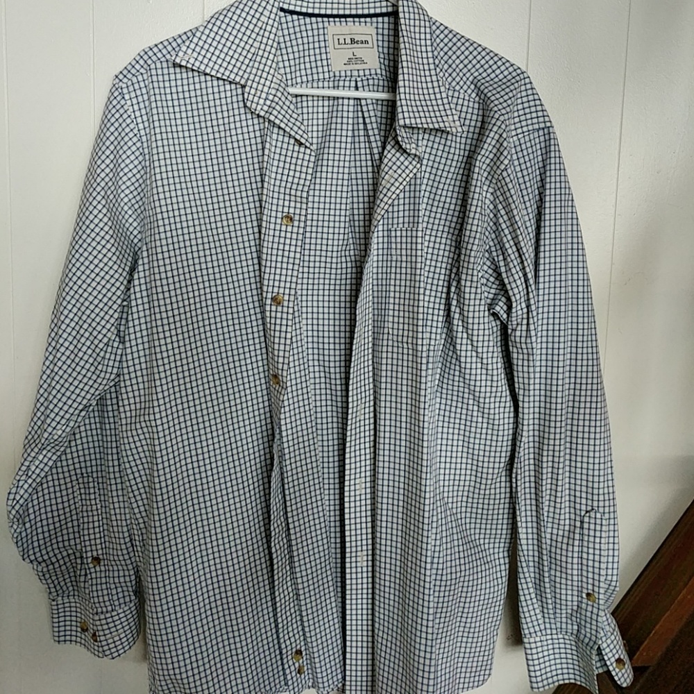 Mens long sleeve LL Bean button down shirt